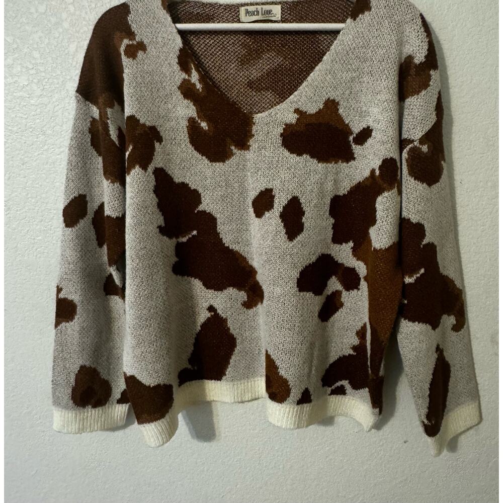 Peach Love California Brown and Cream V-Neck Sweater